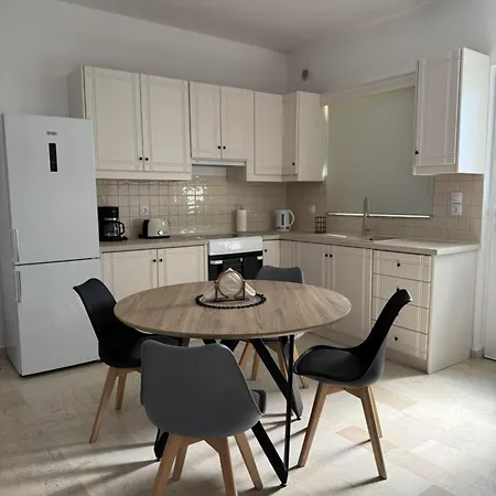 Dream Aphrodite ماستيخاري